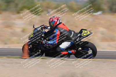 media/Oct-09-2022-SoCal Trackdays (Sun) [[95640aeeb6]]/Turn 15 Inside Distant Pans (1145am)/